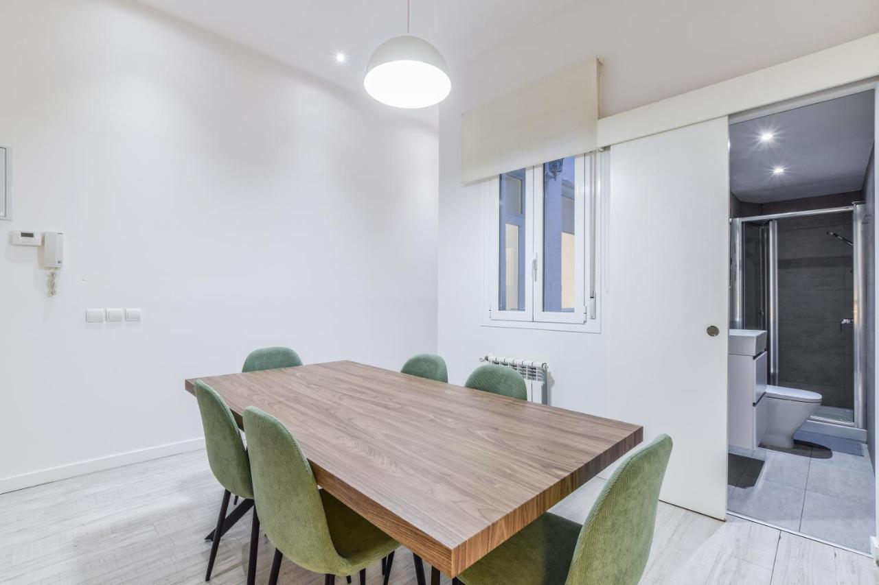 דירות מדריד Amplio Apartamento En Malasana Para 6 Personas מראה חיצוני תמונה